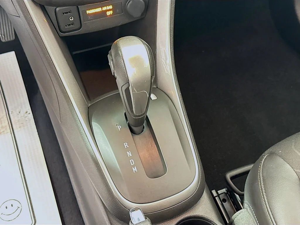 Used 2020  Chevrolet LT image 16