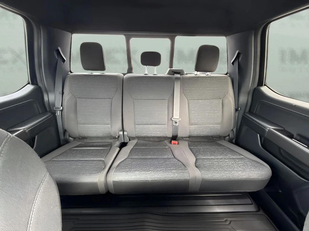 Used 2024 Black Ford XLT image 10