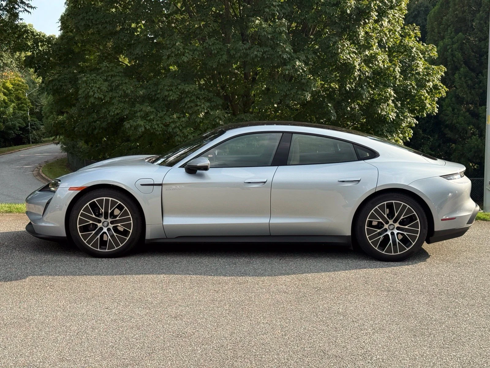 Used 2023 Dolomite Porsche  image 2