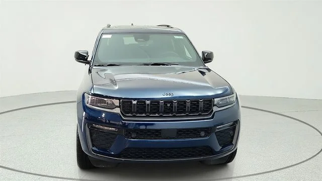 New 2026 Fathom Blue Pearl-Coat Exterior Paint Jeep Limited Reserve image 2