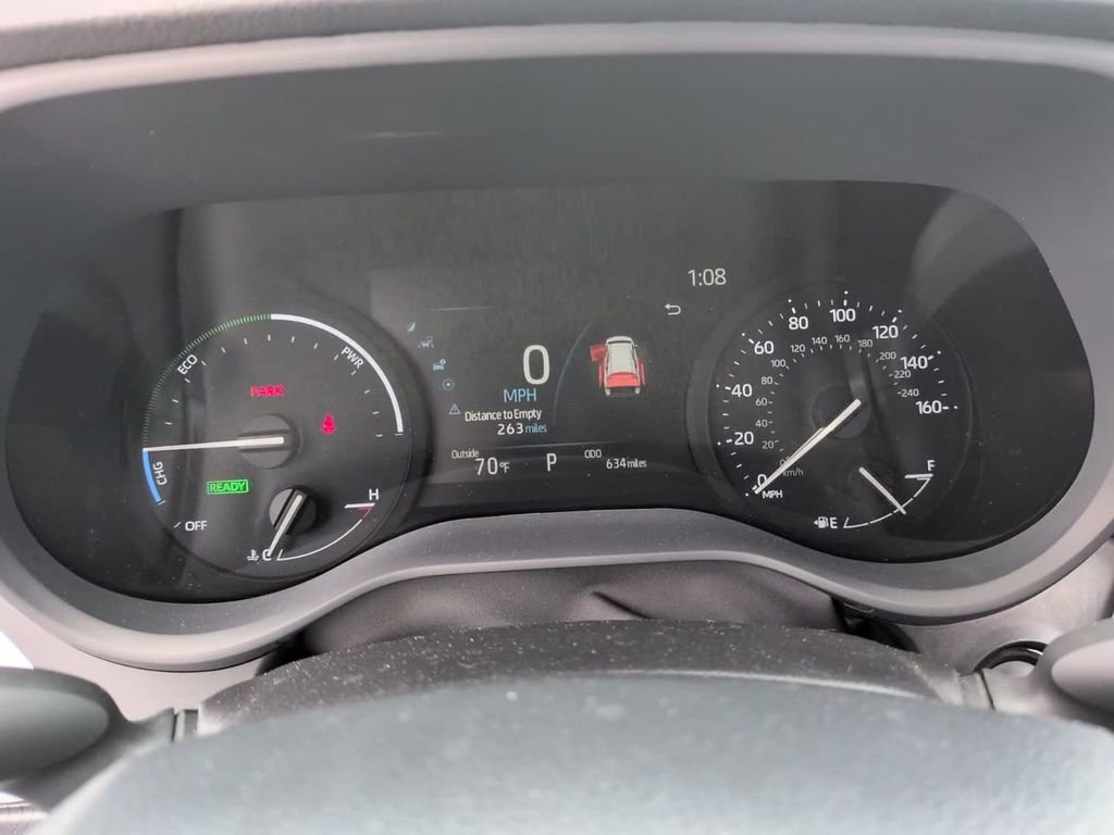 2025 Toyota Sienna LE - Photo 23