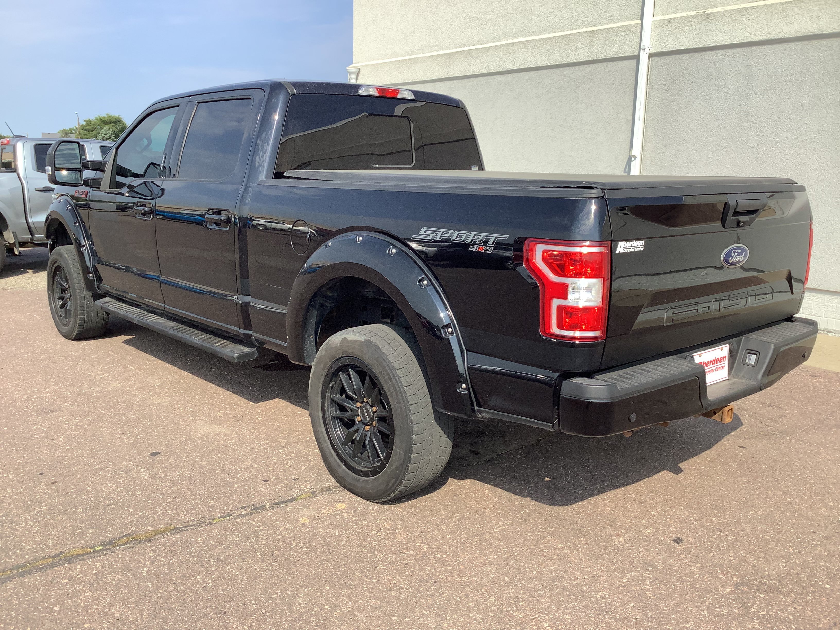 Used 2019 Black Ford XLT image 7