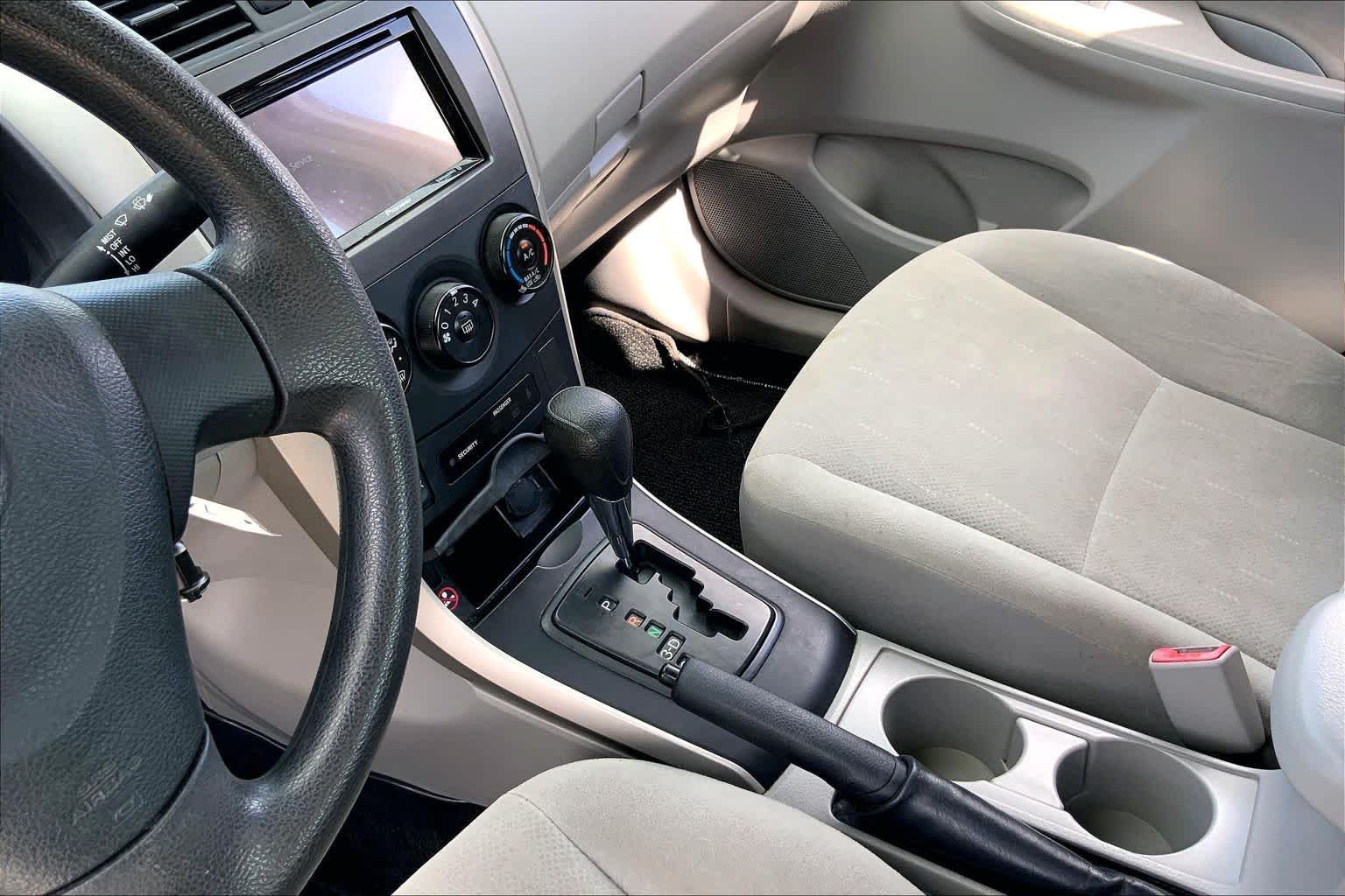 Used 2013 Classic Silver Metallic Toyota L image 16