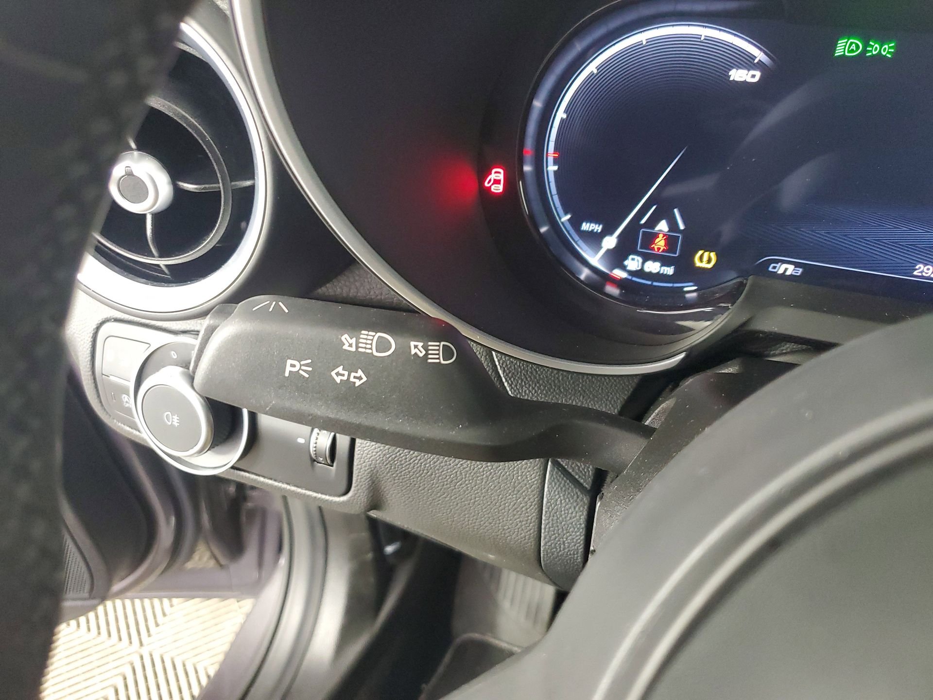 2024 Alfa Romeo Giulia Ti - Photo 37