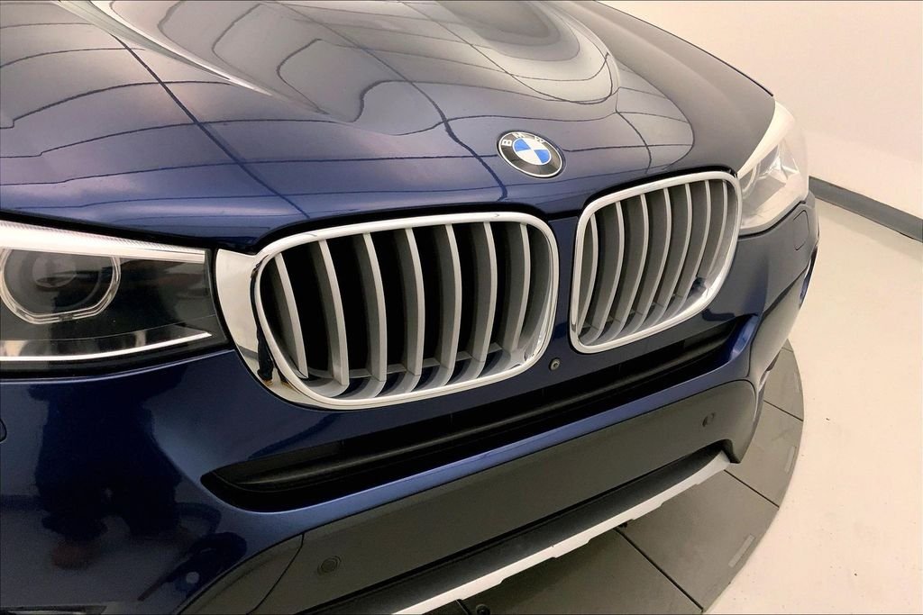 Used 2017 Deep Sea Blue Metallic BMW  image 29