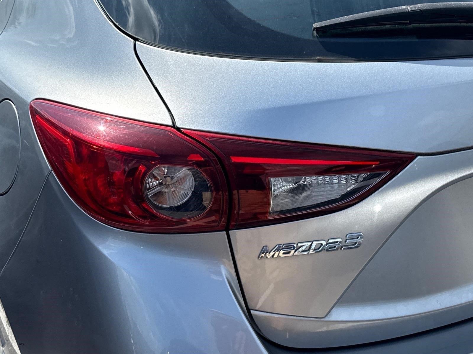 Used 2016 Liquid Silver Metallic Mazda i Grand Touring image 16