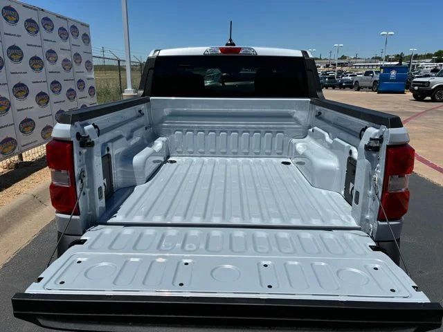 New 2026 Space White Metallic Ford XLT image 6