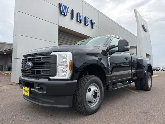 2026 Ford Super Duty F-350® XL