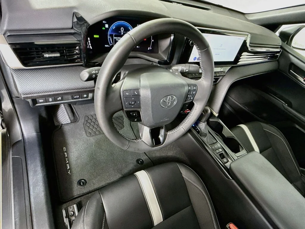Used 2025 Heavy Metal Toyota SE image 10