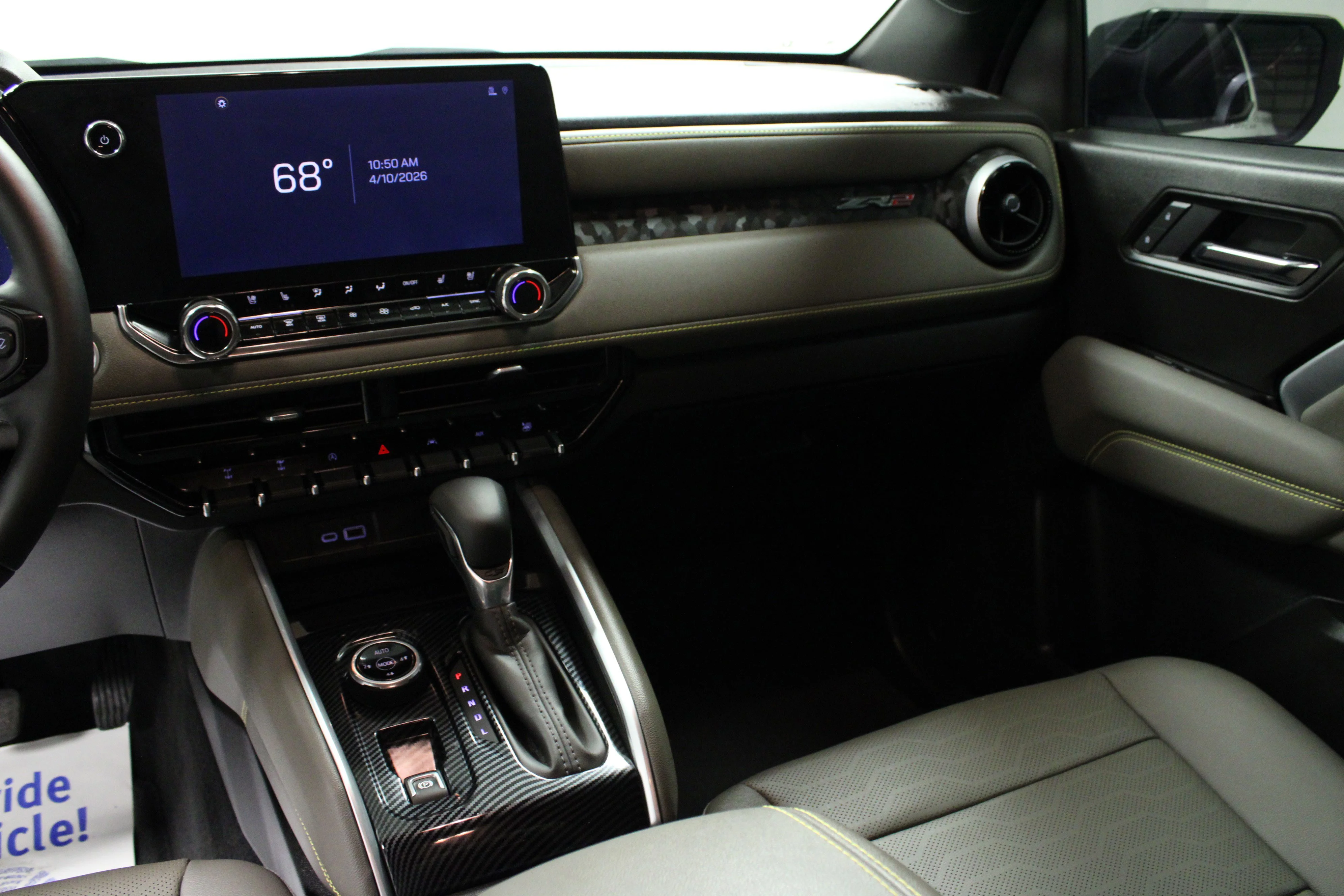 Used 2025 Summit White Chevrolet ZR2 image 19