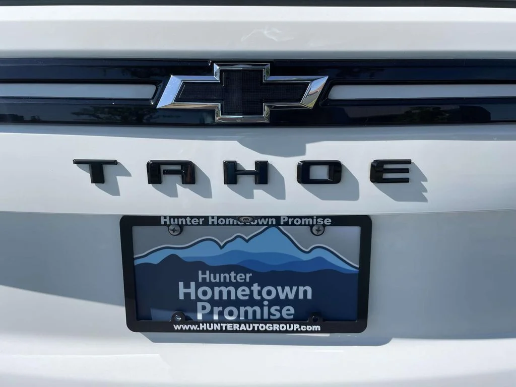 Used 2024 Summit White Chevrolet Z71 image 13