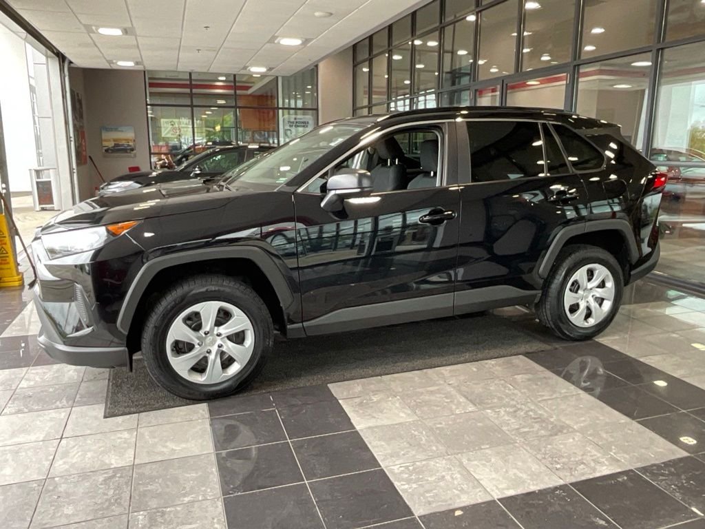 Used 2020 Black Toyota LE image 3