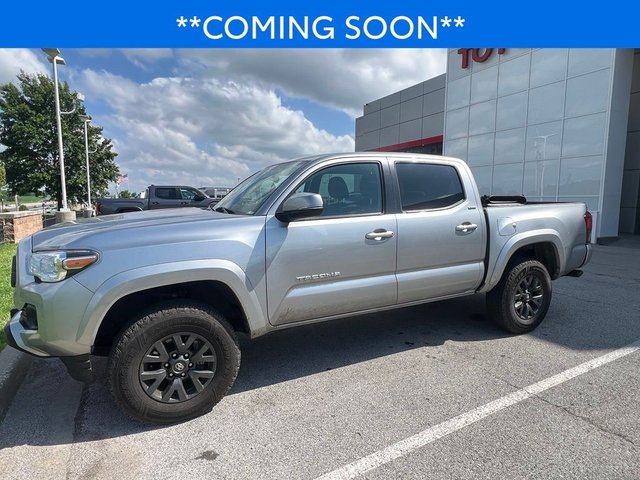 2023 Toyota Tacoma SR5 4WD photo