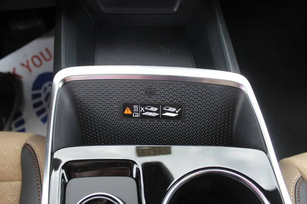 New 2026 Mosaic Black Metallic Chevrolet ACTIV image 14