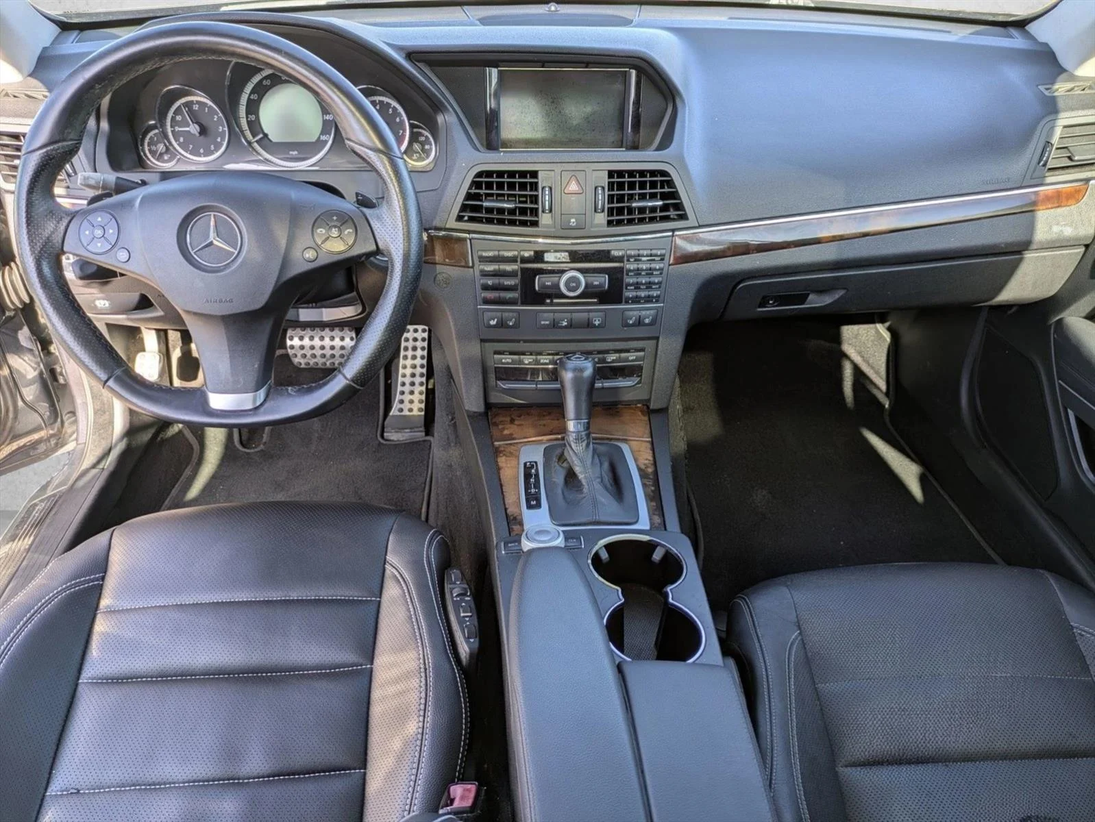 Used 2010 Steel Grey Metallic Mercedes-Benz E 550 image 16