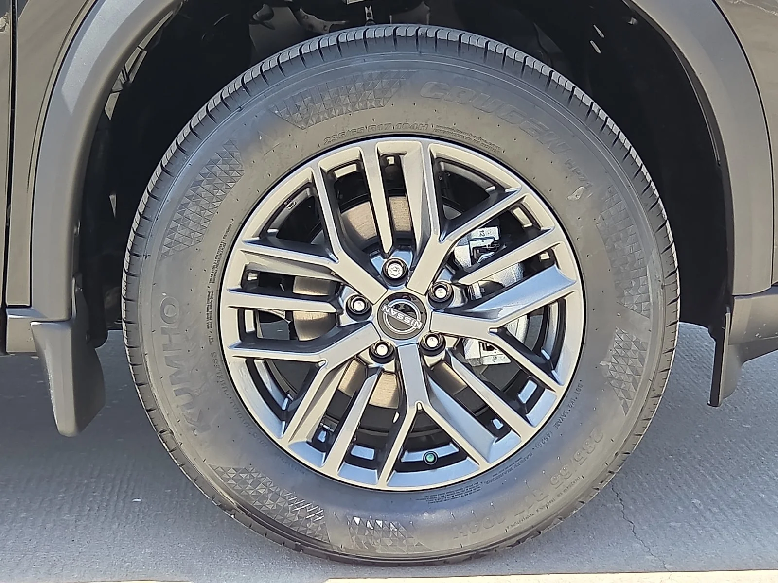 New 2026 KH3 Super Blac Nissan S Front-Wheel Drive 2026.5 image 7
