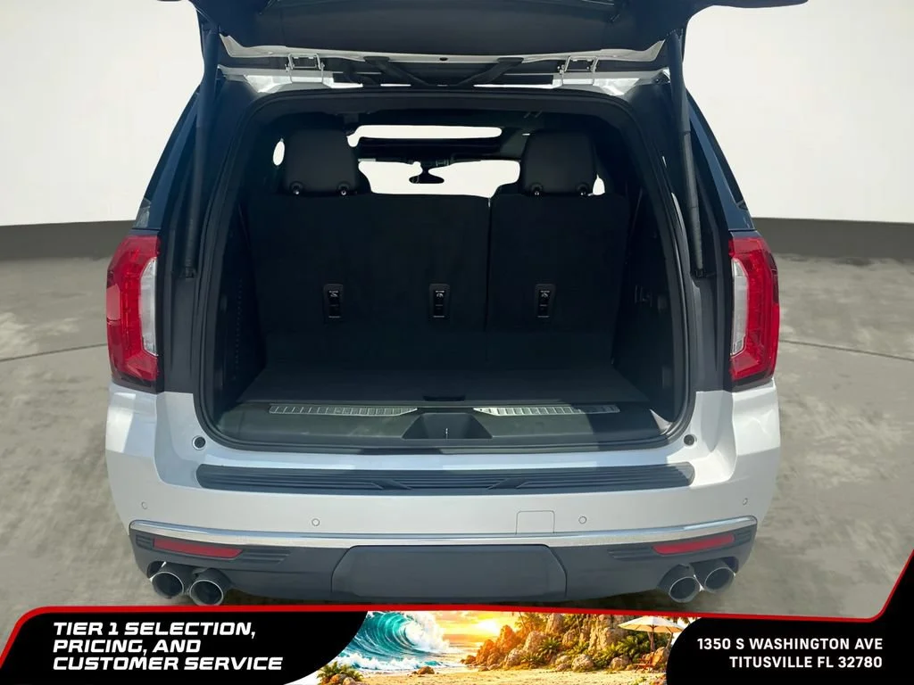 Used 2022 White Frost Tricoat GMC Denali image 20