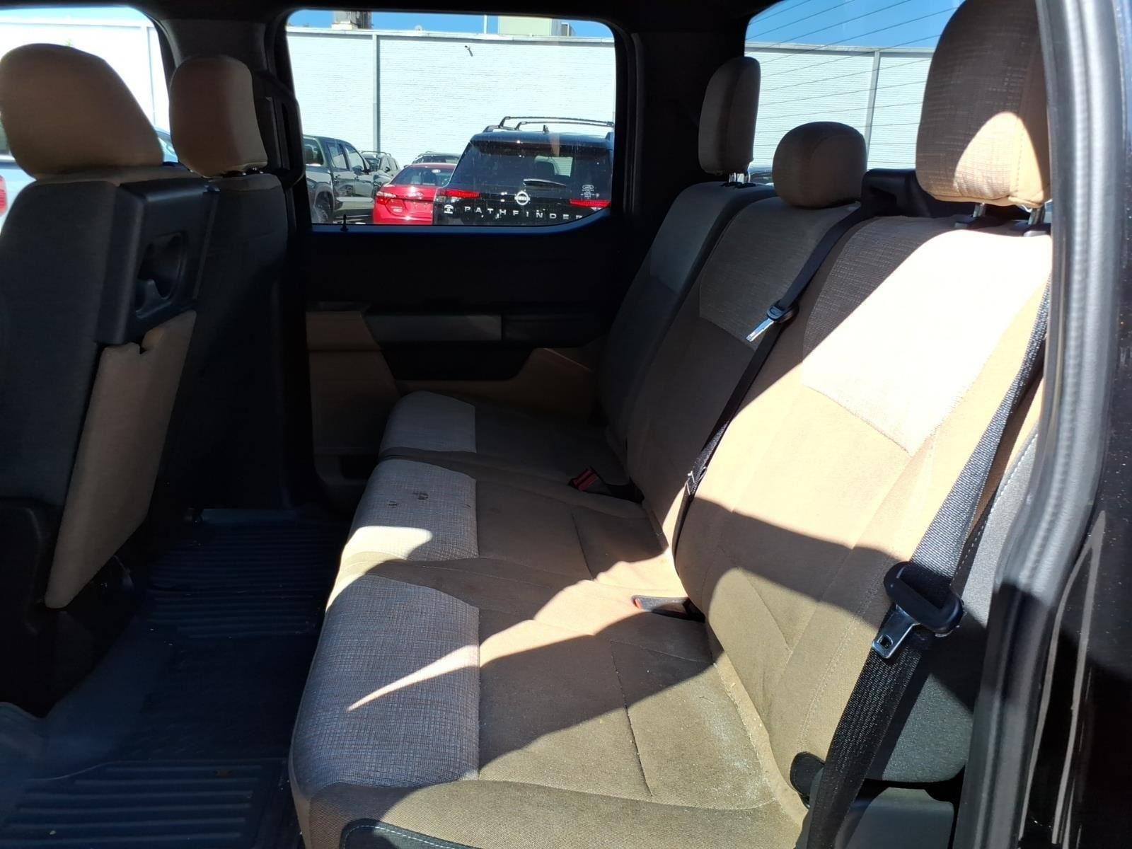 Used 2023 Agate Black Metallic Ford XLT image 21