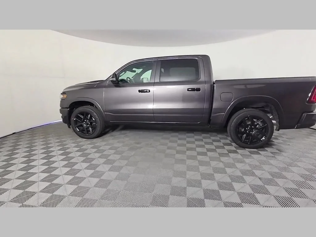 New 2026 Granite Crystal Metallic Clear-Coat Exterior Paint RAM Laramie image 34