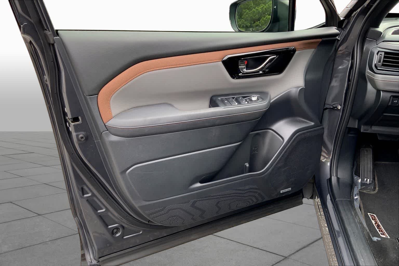 Used 2025 Magnetite Gray Metallic Subaru Sport image 21