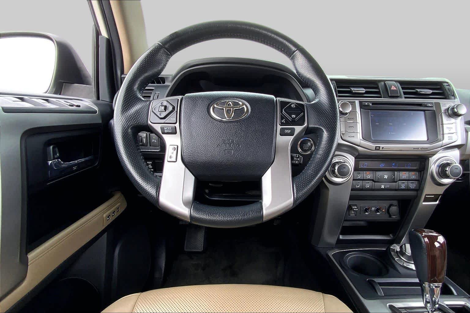 Used 2018 Blizzard Pearl Toyota Limited image 6