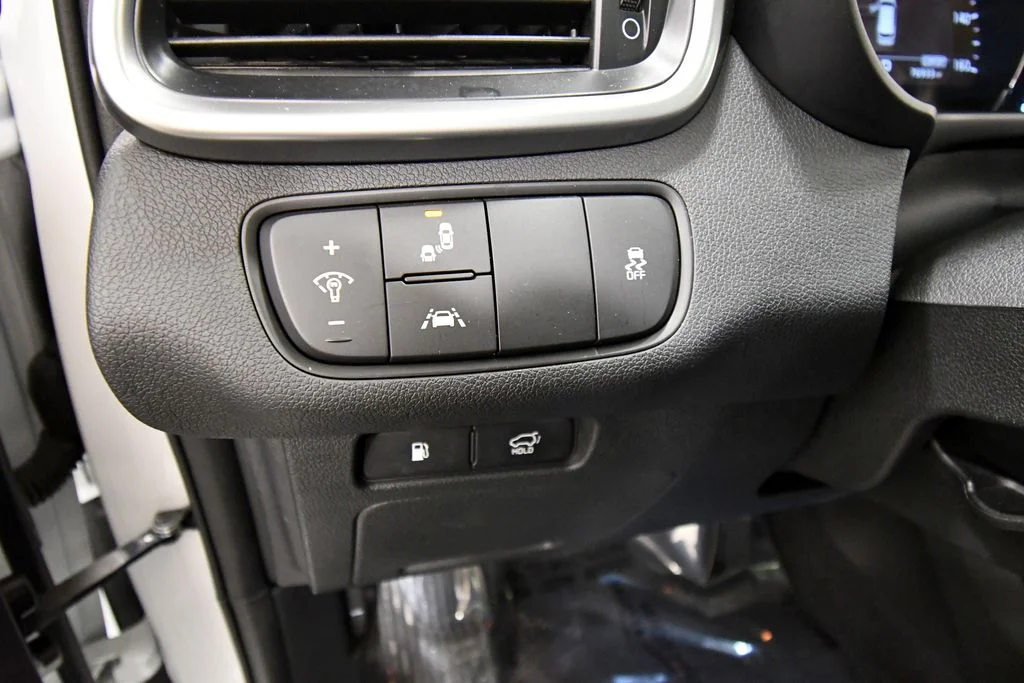 Certified Used 2020 White Kia EX image 20