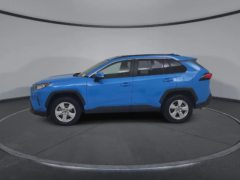 Used 2019 Blue Toyota XLE image 10