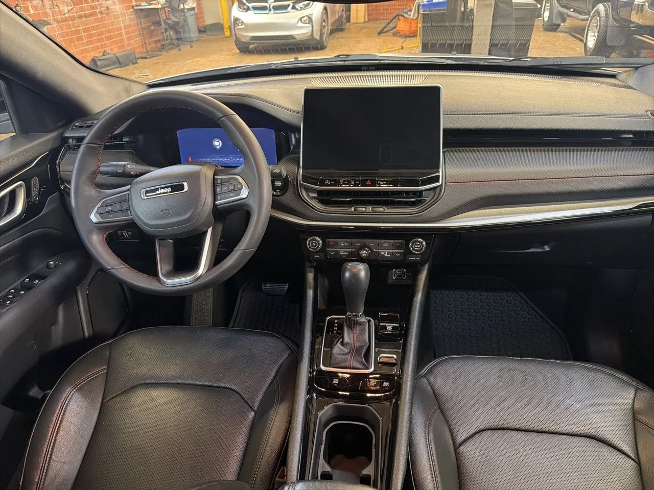 Used 2025 Silver Jeep Trailhawk image 19