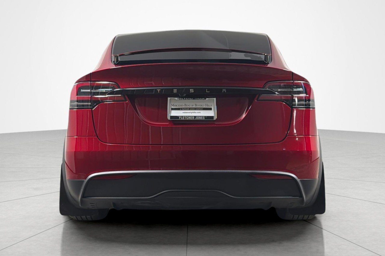 Used 2024 RED Tesla  image 4