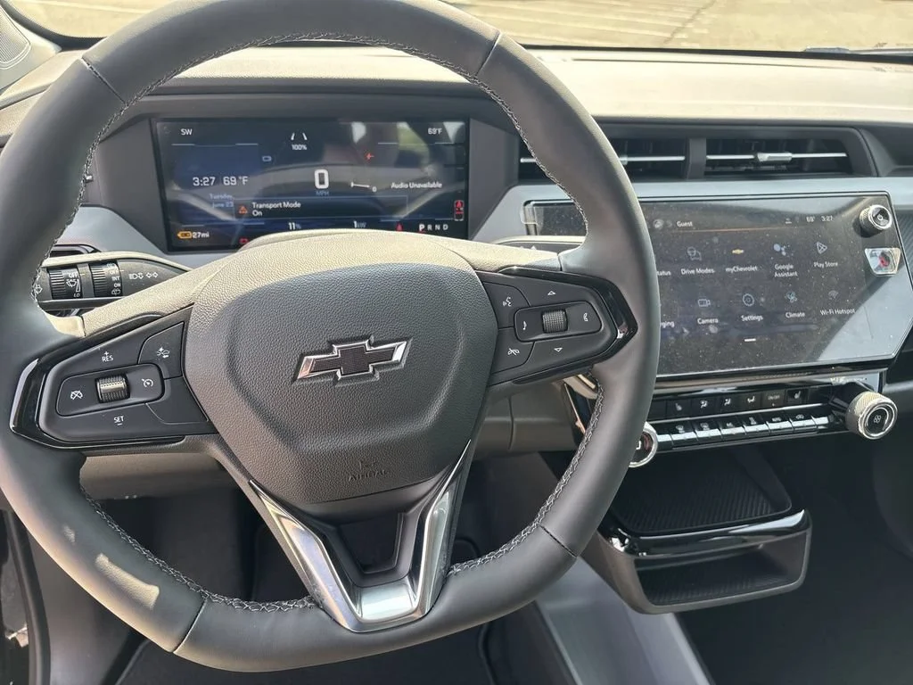 New 2027 Mosaic Black Metallic Chevrolet LT image 12