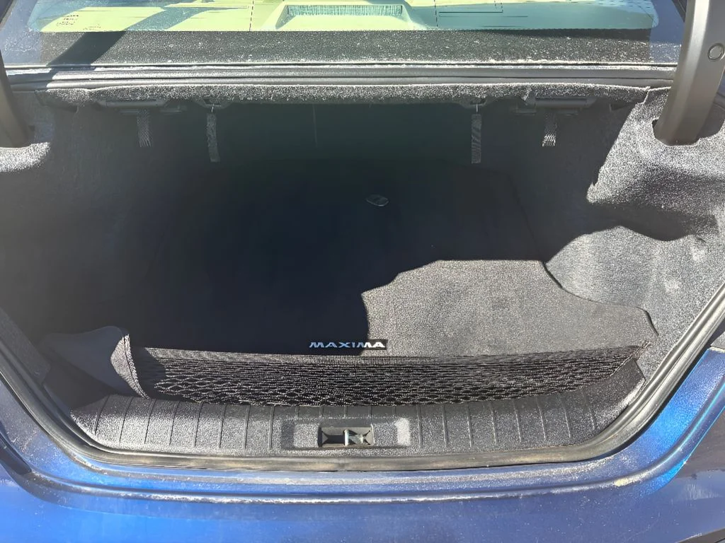 Used 2021 Deep Blue Pearl Nissan SV image 30