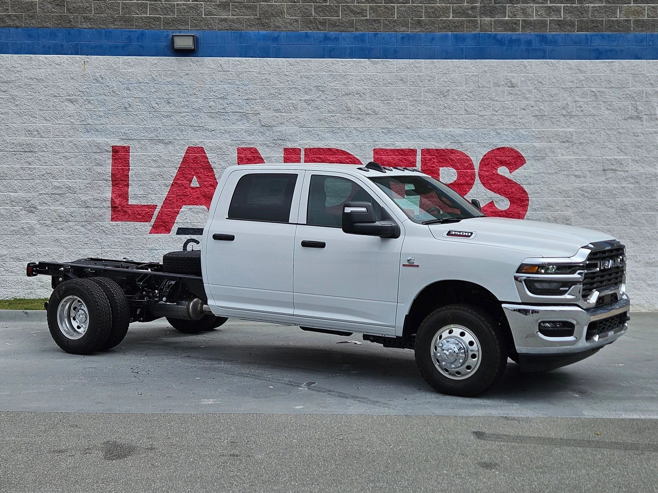 2026 RAM 3500 Tradesman 4X4 Crew Cab's photo