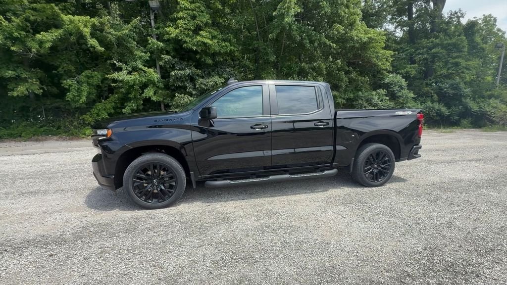 Used 2022 Black Chevrolet RST image 4