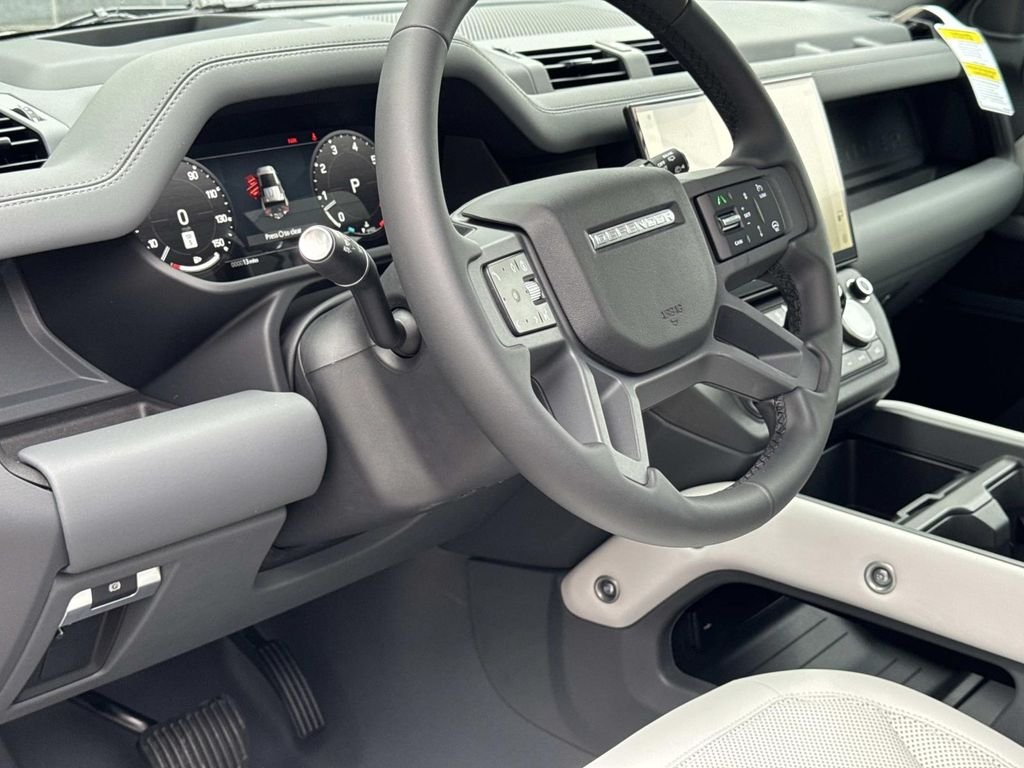 New 2026 Borasco Grey Land Rover X-Dynamic SE image 24