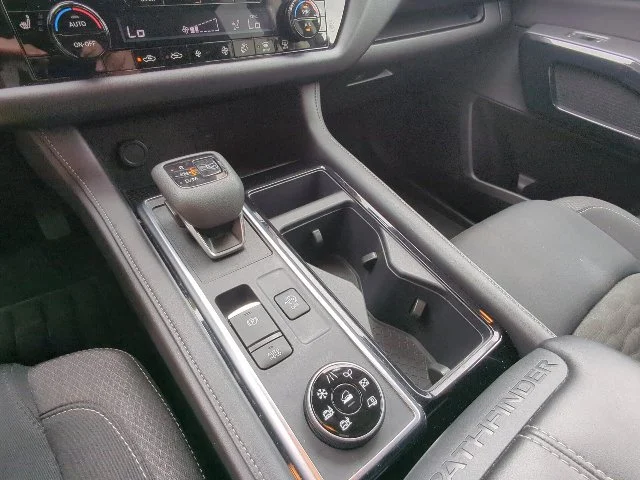 Used 2025 Silver Nissan SV image 17