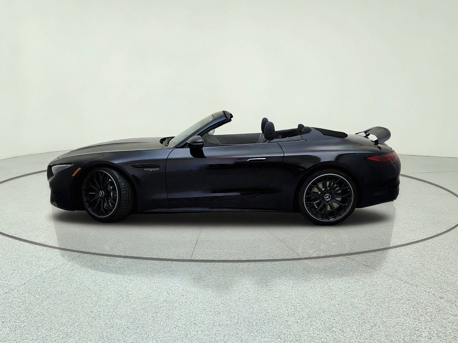 New 2027 Obsidian Black Metallic Mercedes-Benz AMG® SL 63 Roadster image 14