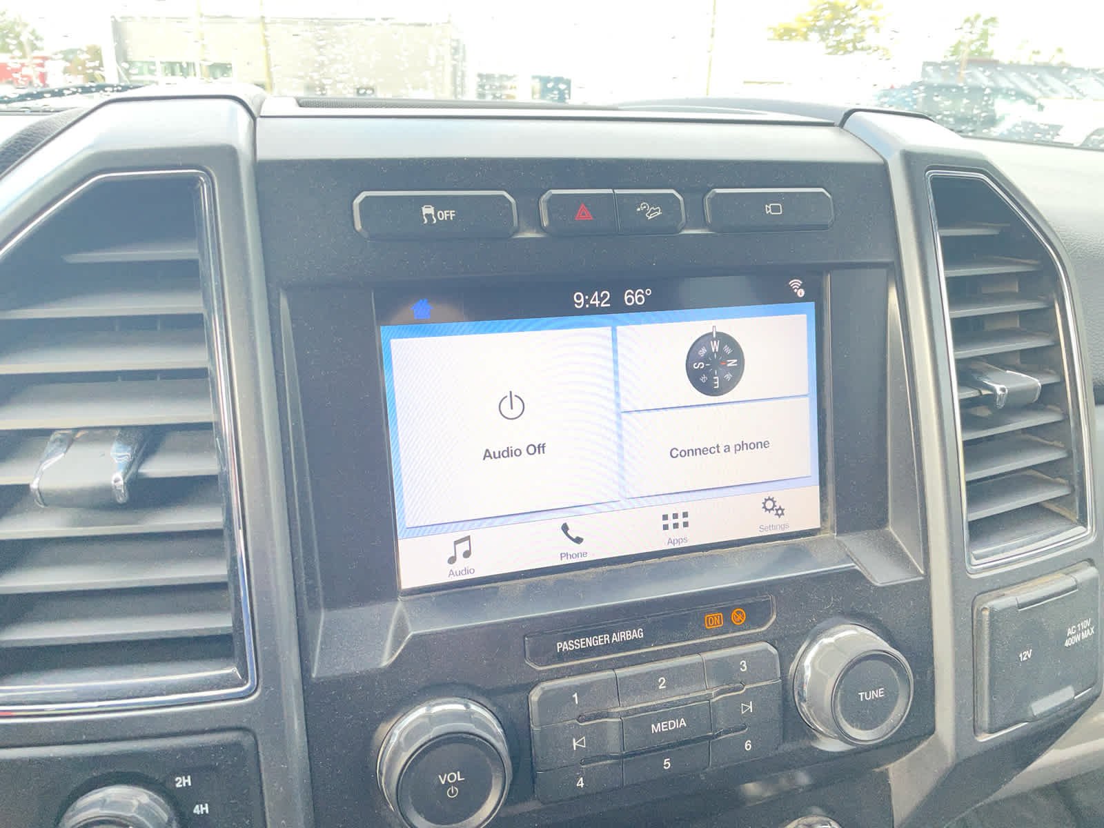 Used 2019 Oxford White Ford XLT image 11