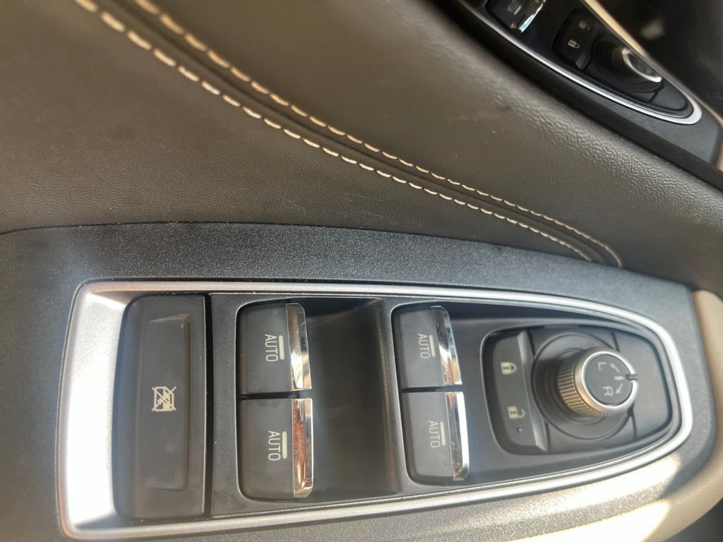 Used 2020 Gray Subaru Limited image 25