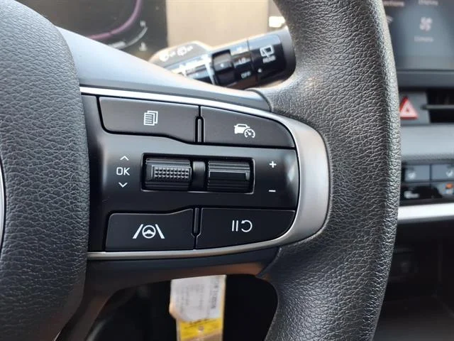 Used 2024 Fusion Black Kia LX image 25