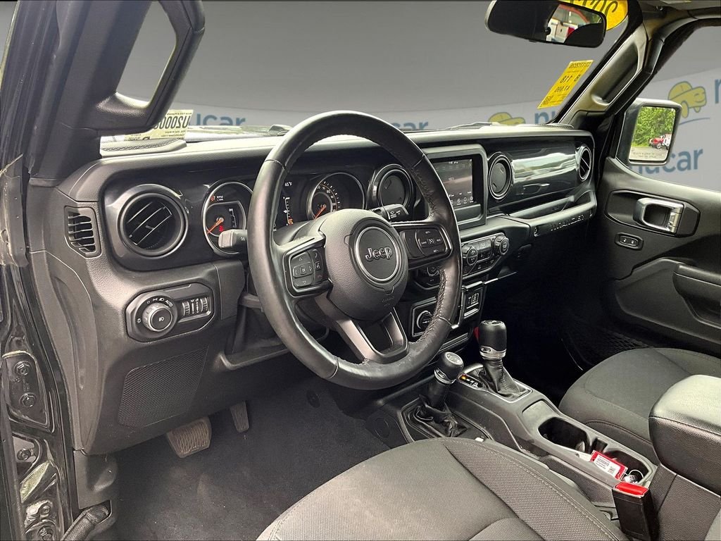 Used 2022 Black Jeep Unlimited Sport Altitude image 8