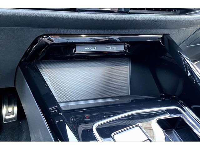 New 2026 Slate Blue Metallic Volkswagen 2.0T SE image 14