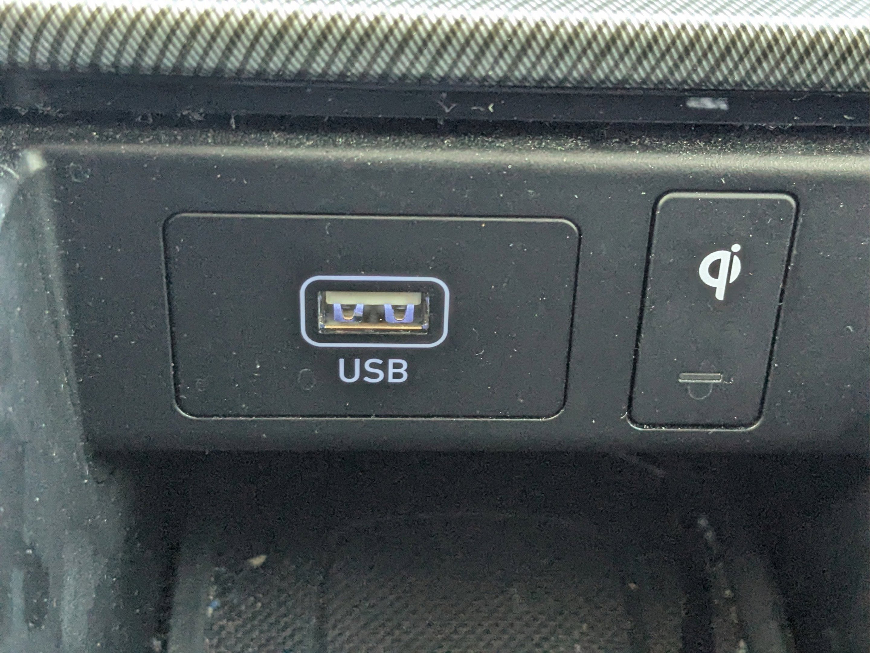 Used 2024 Steel Graphite Hyundai XRT image 25