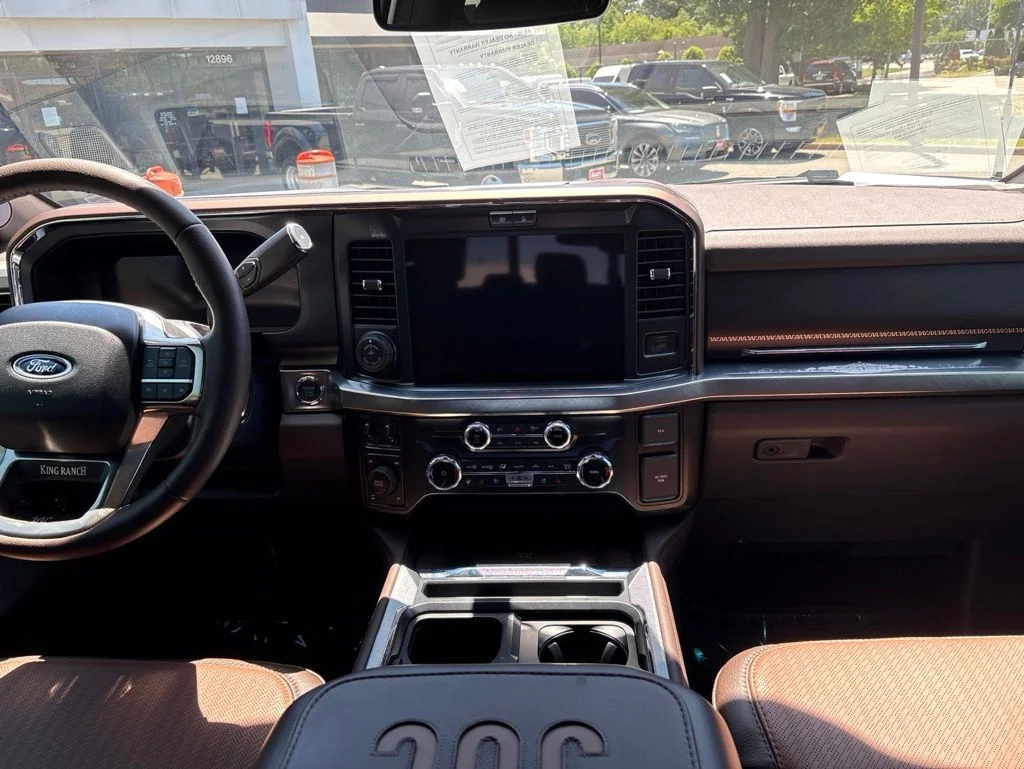 Used 2025 White Ford King Ranch image 11