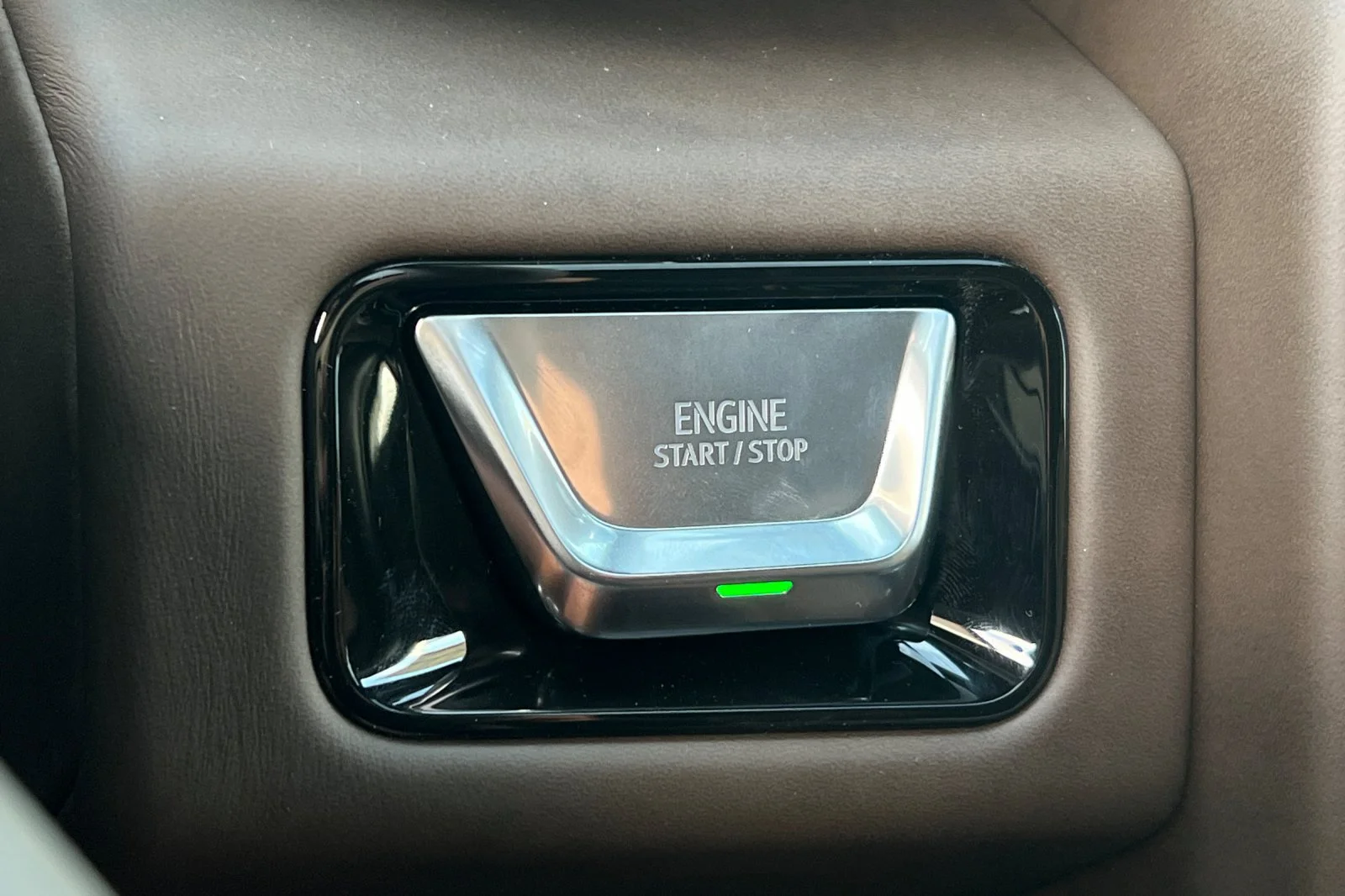 2026 GMC Yukon XL Denali Ultimate - Photo 25