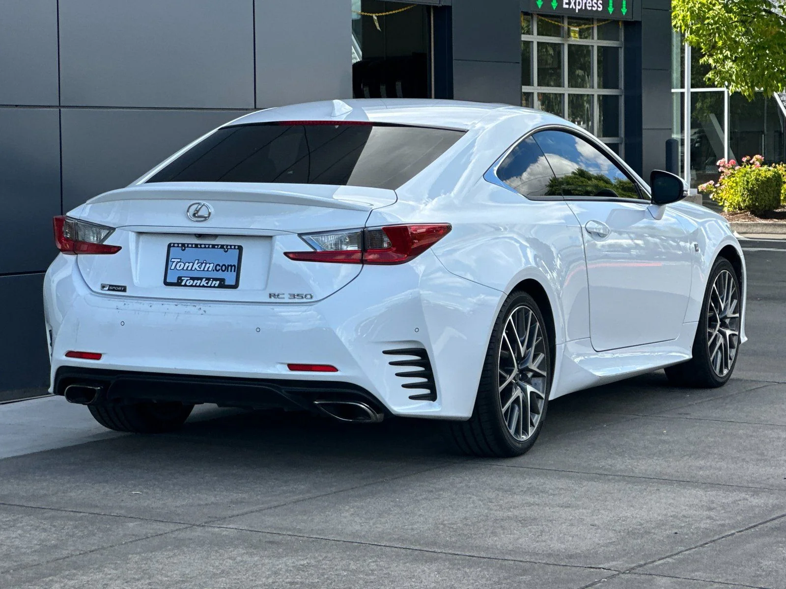 Used 2015 Ultra White Lexus 350 image 3