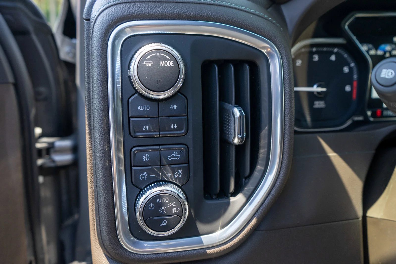 Used 2022 Satin Steel Metallic GMC Denali image 17