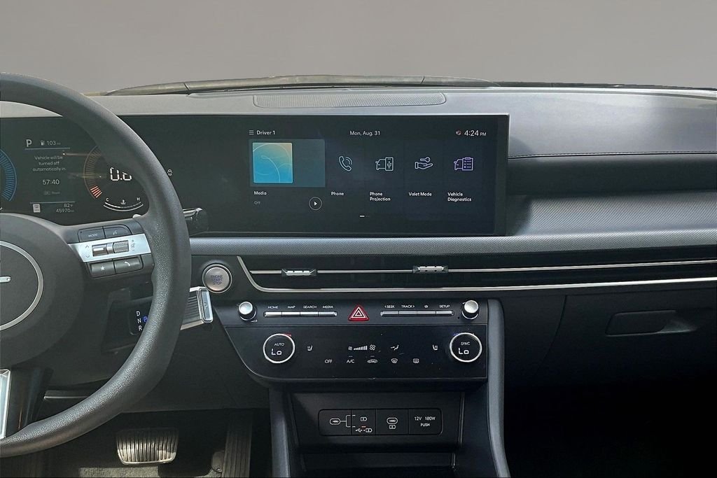 Used 2025 Ultimate red Hyundai SEL image 9