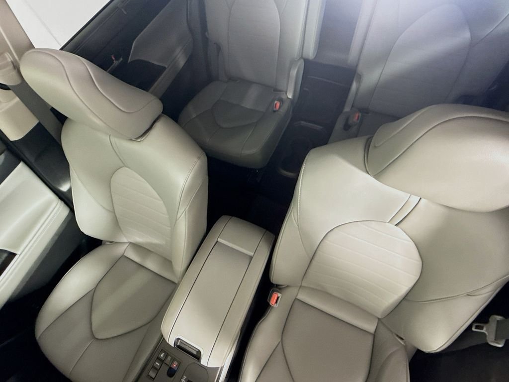 Used 2023 Moon Dust Toyota XLE image 22