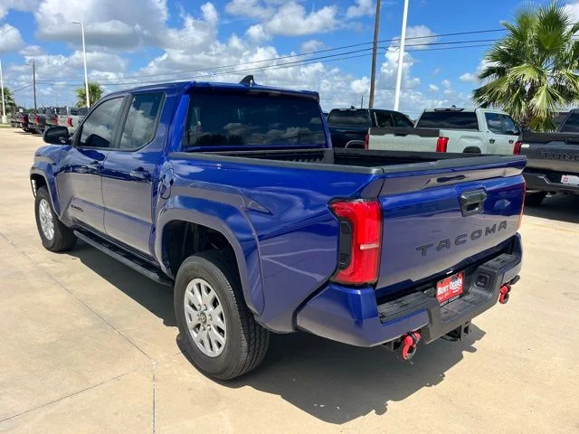 Used 2025 Blue Toyota  image 4