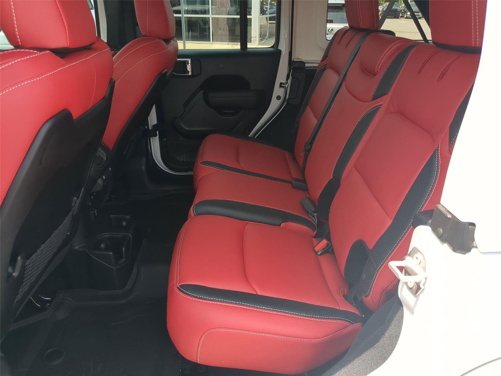 Used 2026 Bright White Clearcoat Jeep Rubicon image 26